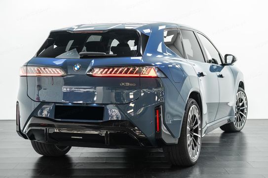 BMW iX3 50 xDrive M Sport