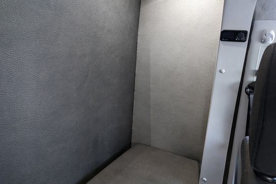 Iveco Daily 35S18 Zabudowa 10EP + Tył Spanie