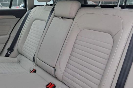 Volkswagen Passat 2.0 TDI Elegance 4Motion DSG