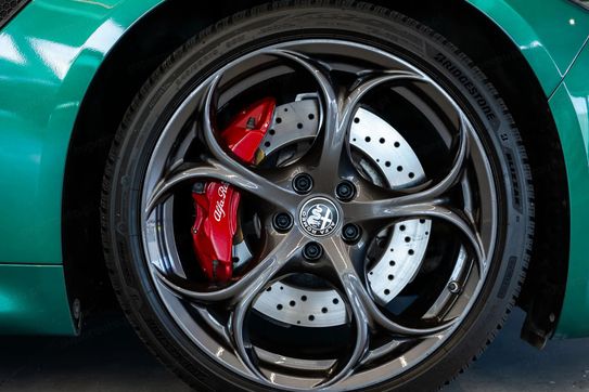 Alfa Romeo Giulia Bi Turbo V6 Quadrifoglio