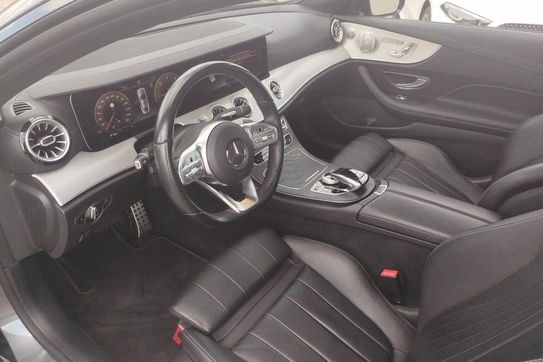 Mercedes E Klasa Coupe 220 d 4MATIC AMG Line