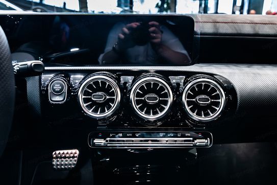 Mercedes CLA 200  AMG Line