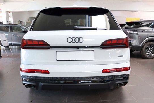 Audi Q7 50 TDI quattro S Line