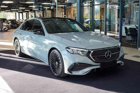 Mercedes Klasa E 220 d 4-Matic AMG