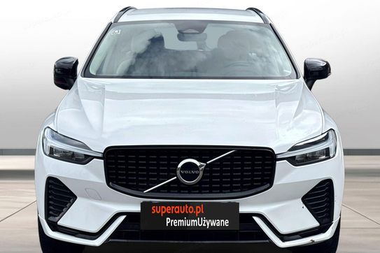 Volvo XC60 B4 D AWD Plus Dark