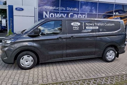 Ford Transit Custom 300 L2H1 AT
