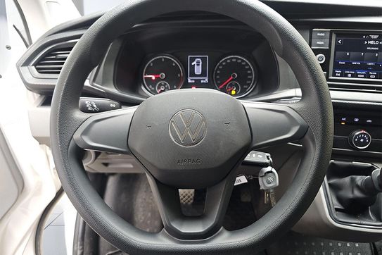 Volkswagen Transporter Kombi L1H1