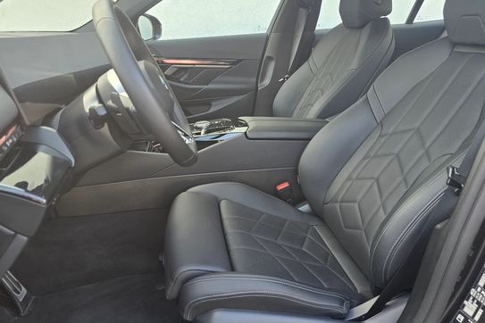 BMW Seria 5 520d xDrive M Sport