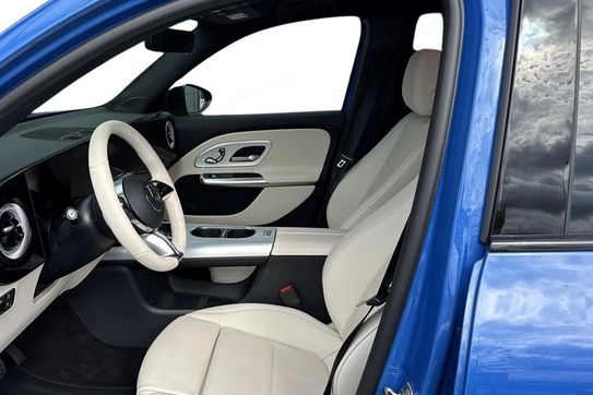 Mercedes GLB 200  4-Matic Progressive
