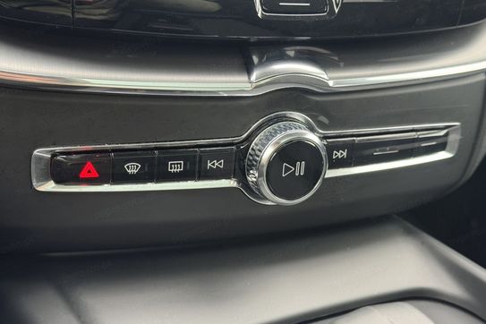 Volvo XC60 T6 Plug-In Hybrid AWD Core