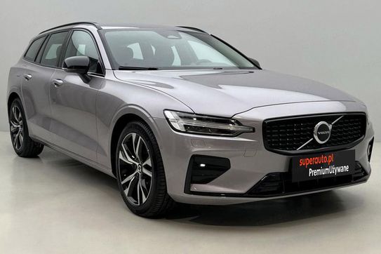 Volvo V60 B4 B Plus Dark