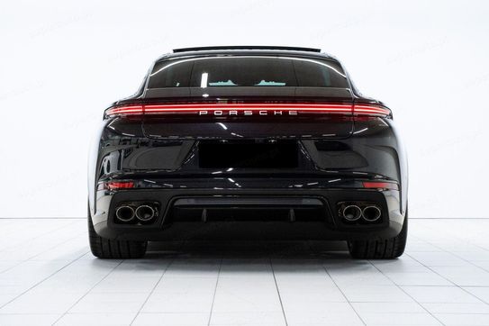 Porsche Panamera 4 E-Hybrid