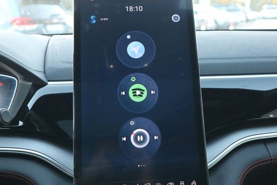 BYD Seal U DM-i  Design AWD