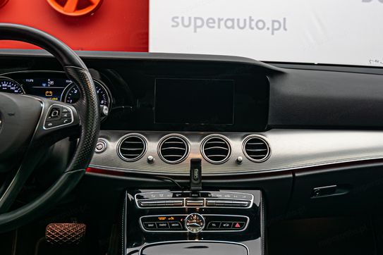 Mercedes Klasa E E 220 d 4-Matic Business Edition 9G-TRONIC