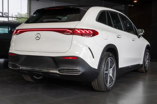 Mercedes EQE SUV 350 4-Matic AMG Line