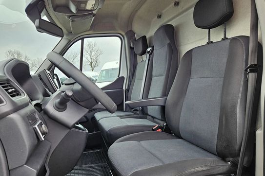 Renault Master 2.3 dCi L3H2 aut