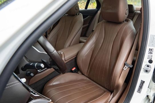 Mercedes Klasa E 220 d 9G-Tronic Exclusive