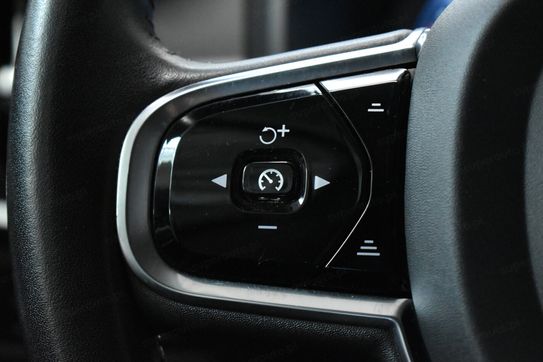 Volvo S90 D4 Momentum