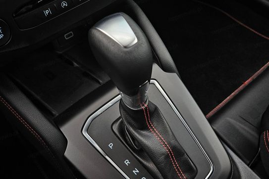 Ford Focus 1.0 EcoBoost mHEV ST-Line X