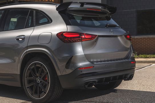 Mercedes GLA AMG 35 4-Matic