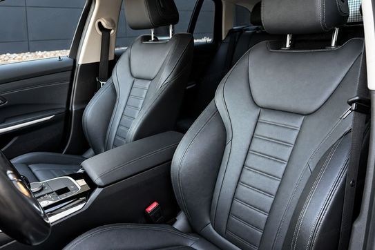 BMW Seria 3 Touring 320i M Sport