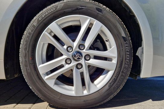 Toyota Corolla 1.8 Hybrid