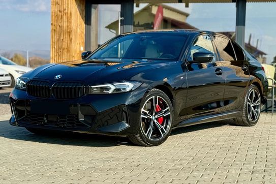 BMW Seria 3 330i xDrive M Sport
