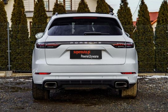 Porsche Cayenne Standard