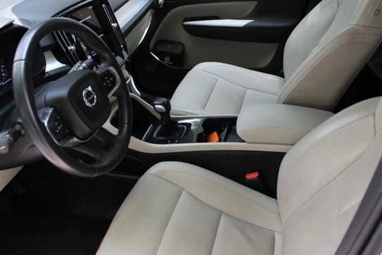 Volvo XC40 T3