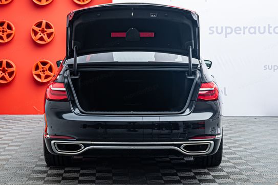 BMW Seria 7 740d xDrive