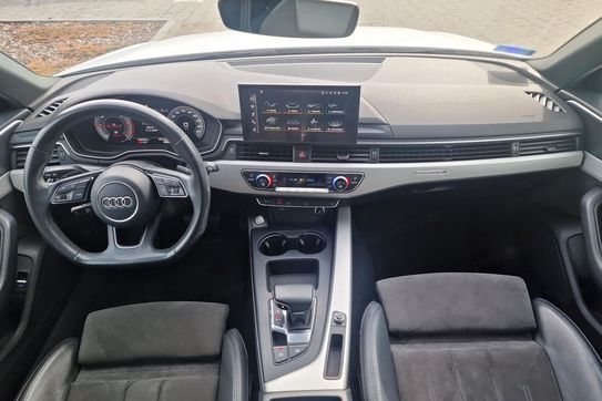 Audi A4 40 TDI quattro S Line S tronic