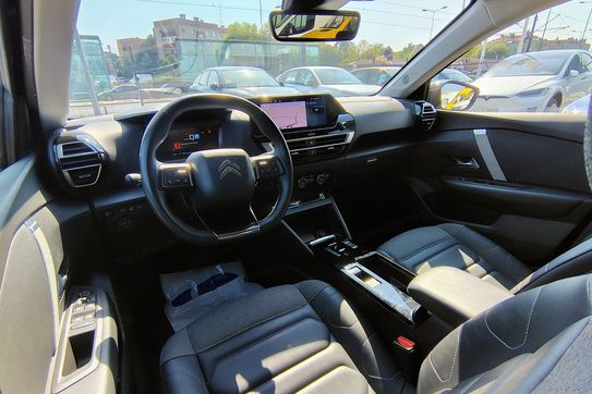 Citroen C4 EV136 50kWh Shine