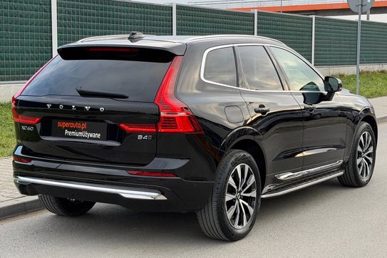 Volvo XC60 B4 D AWD Plus Bright