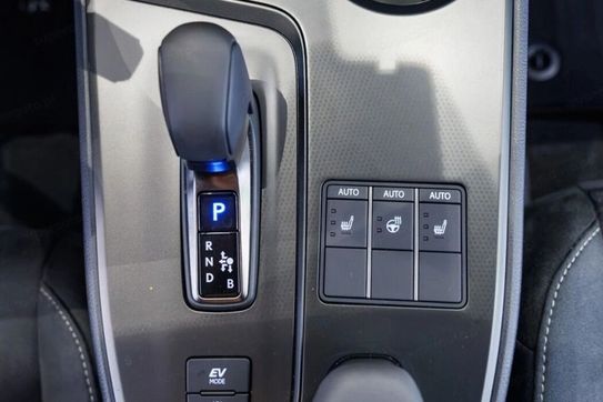 Lexus UX 300H Business