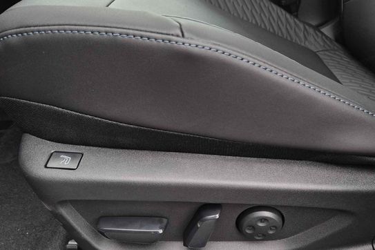 Nissan Leaf Evolve Plus 75kWh 2WD AT
