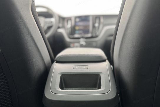 Volvo XC60 T6 Plug-In Hybrid AWD Core