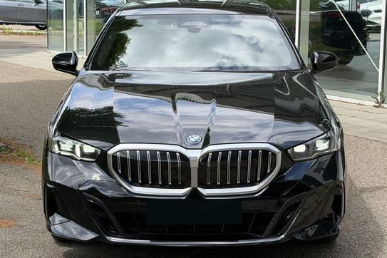 BMW Seria 5 530e xDrive M Sport