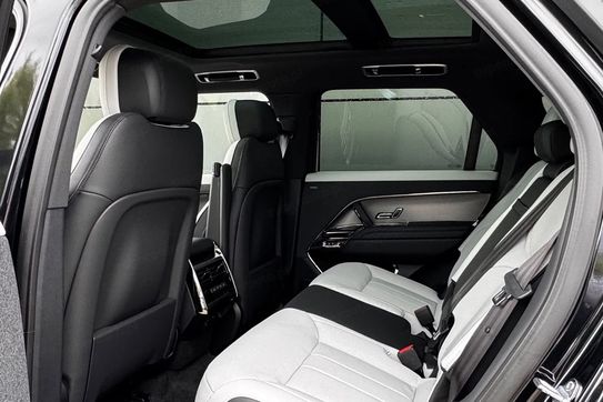 Land Rover Range Rover Sport Range Rover S 3.0 D300 Dynamic SE