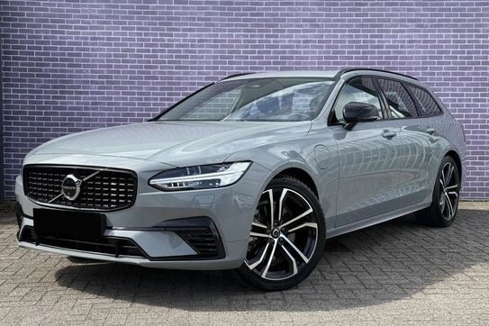Volvo V90 T6 AWD Plug-In Hybrid Ultra Dark