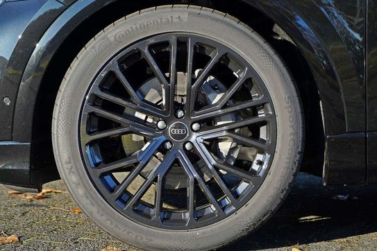 Audi Q8 55 TFSI e quattro