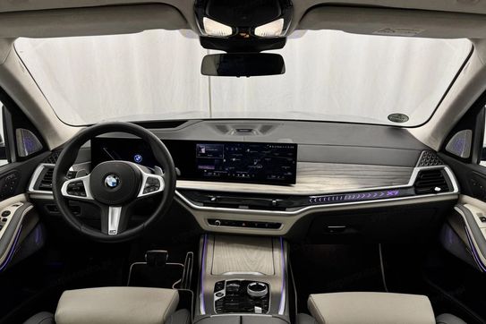 BMW X7 xDrive40d mHEV sport-aut
