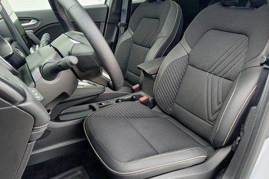 Renault Symbioz 1.6 E-Tech Full Hybrid Iconic