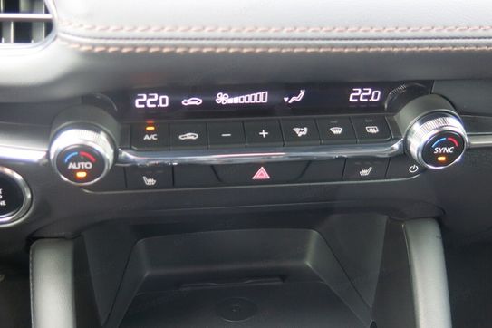 Mazda 3 2.0 mHEV  aut