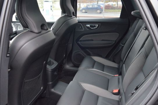 Volvo XC60 T6 Plug-In Hybrid AWD Ultra Dark aut