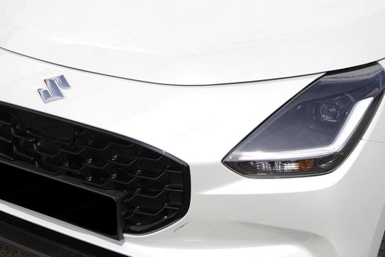 Suzuki Swift Premium Plus 1.2 Dualjet SHVS