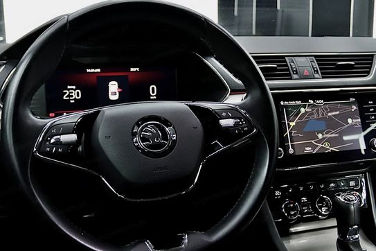 Skoda Superb 2.0 TDI SCR Style DSG