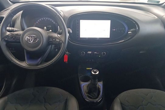 Toyota Aygo X 1.0 VVT-i Executive