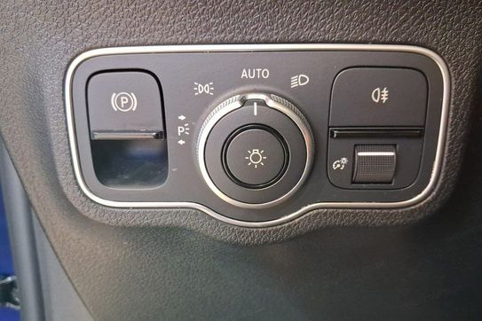 Mercedes GLB 200 Progressive
