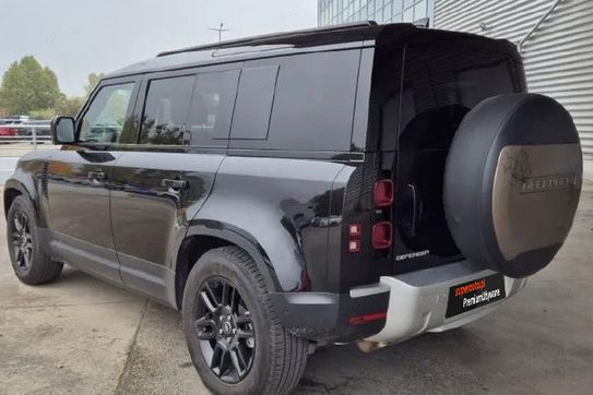 Land Rover Defender 110 D250 S
