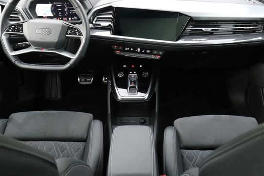 Audi Q4 e-tron 45 S Line Edition